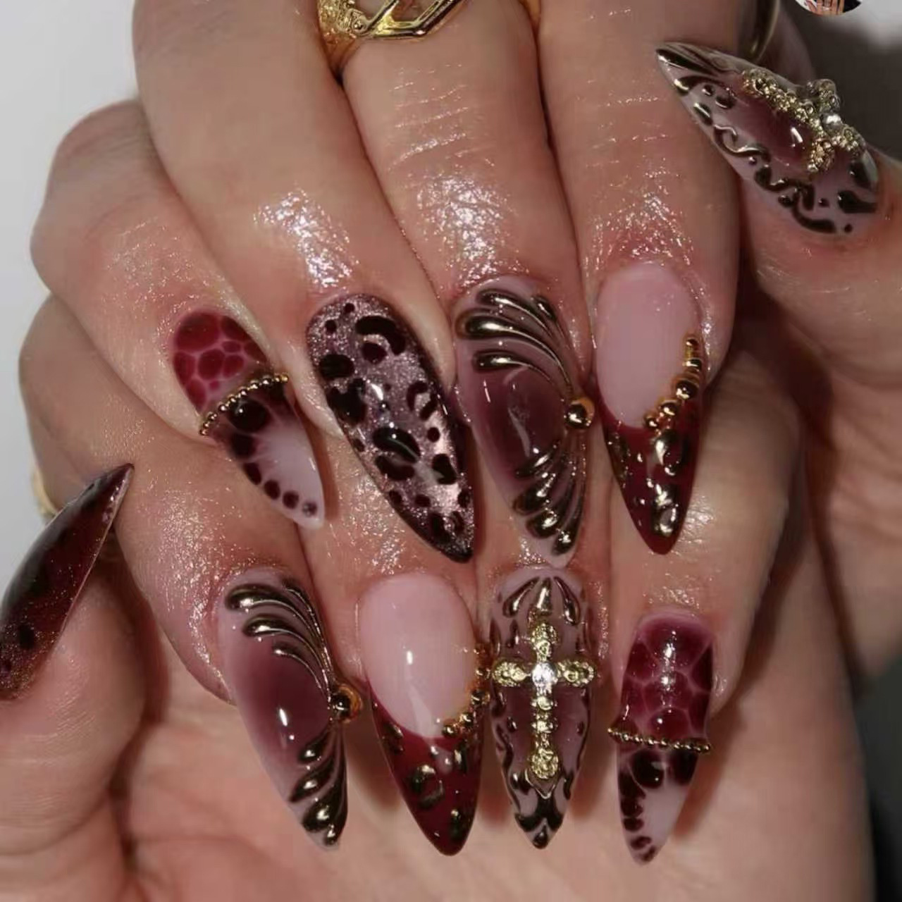 여성용 중간 사이즈 가짜 손톱 그라데이션 커피 브라운  - Nail Art Design 리뷰 및 가격
