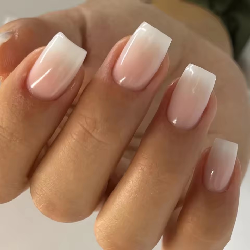 짧은 핑크색 프레스온 네일 심플 옴브레 스프링 인조 네 - Nail Art Ombre Pink 리뷰 및 가격